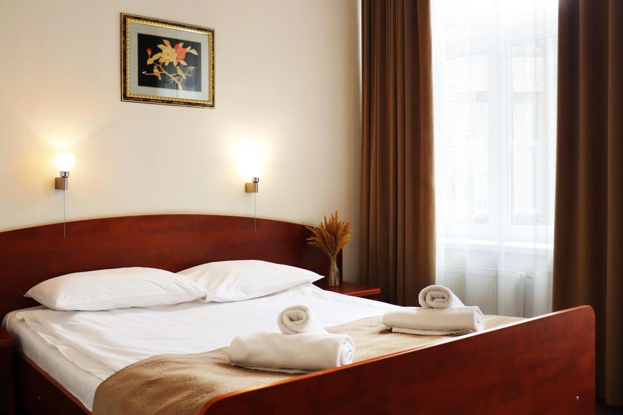 Hotel Lothus فروتسواف المظهر الخارجي الصورة