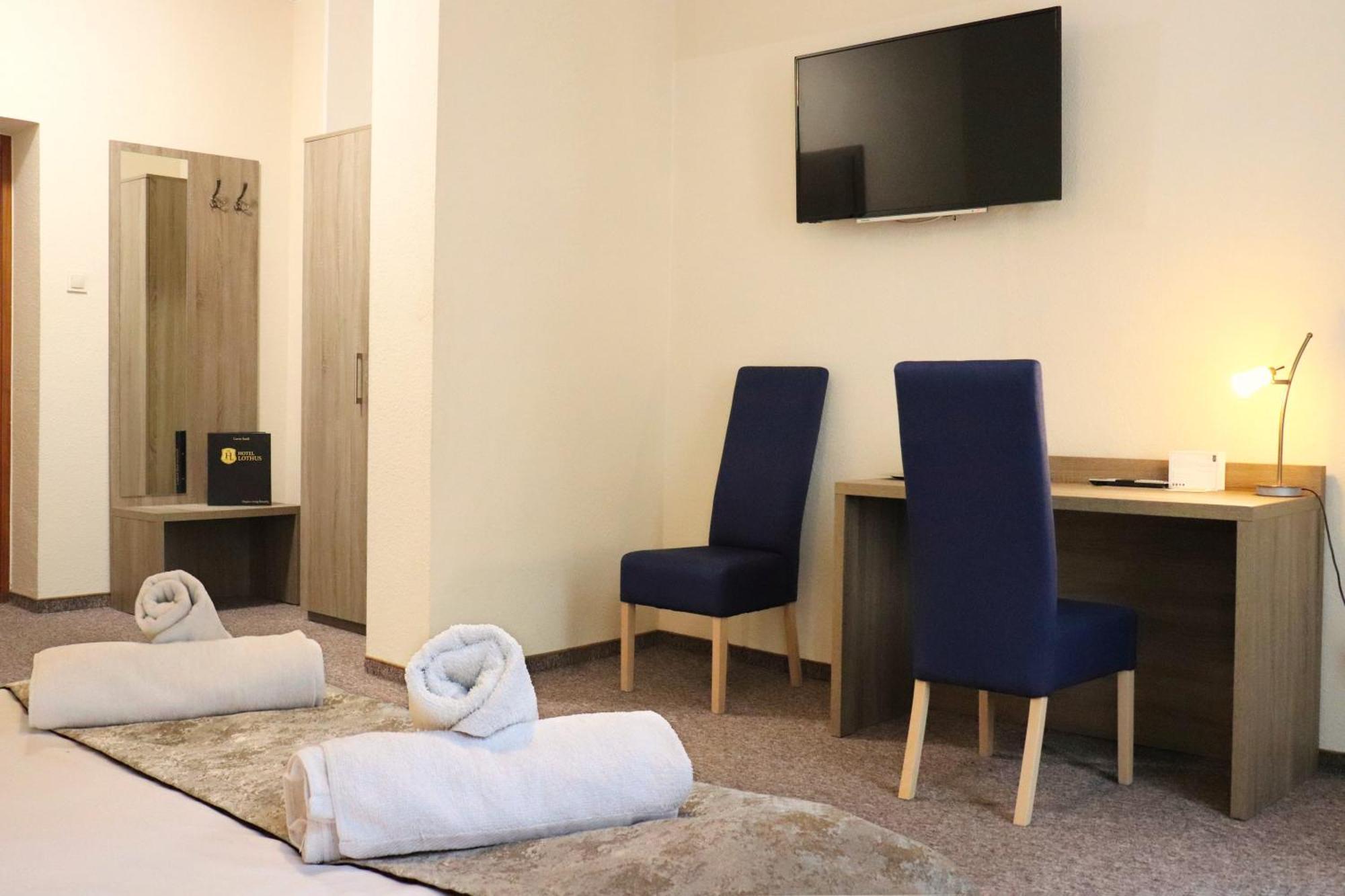 Hotel Lothus فروتسواف المظهر الخارجي الصورة