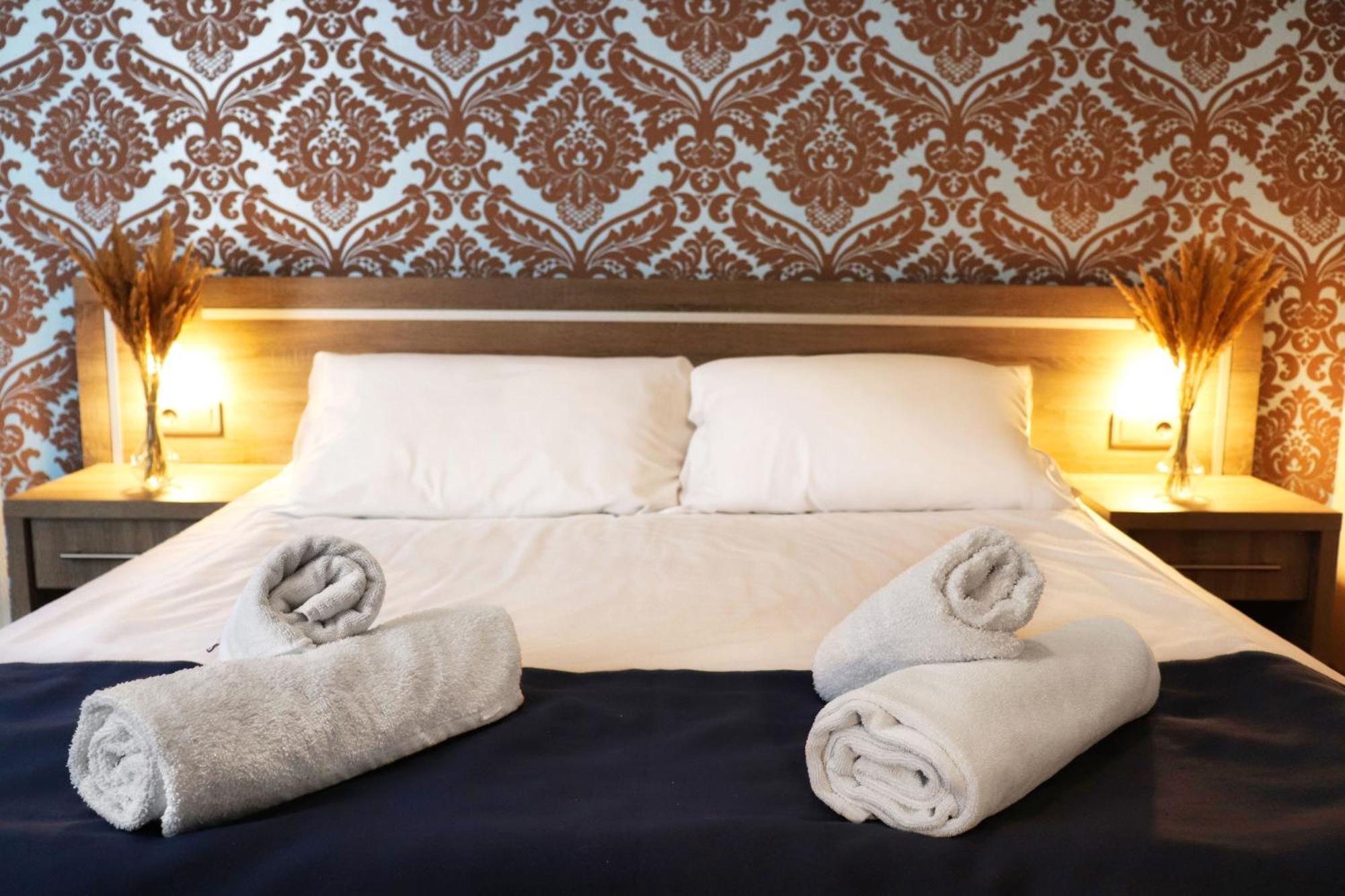 Hotel Lothus فروتسواف المظهر الخارجي الصورة